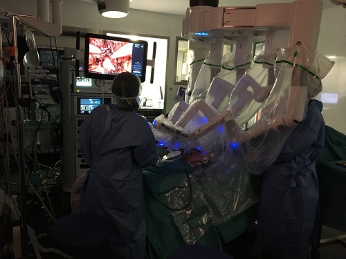 Cirurgia_robot_Da_Vinci